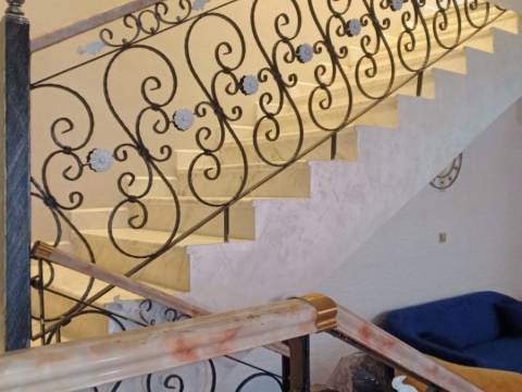 Agence immobilière vend à Ouled Fayet (Résidence Saba) un F4 — 2
