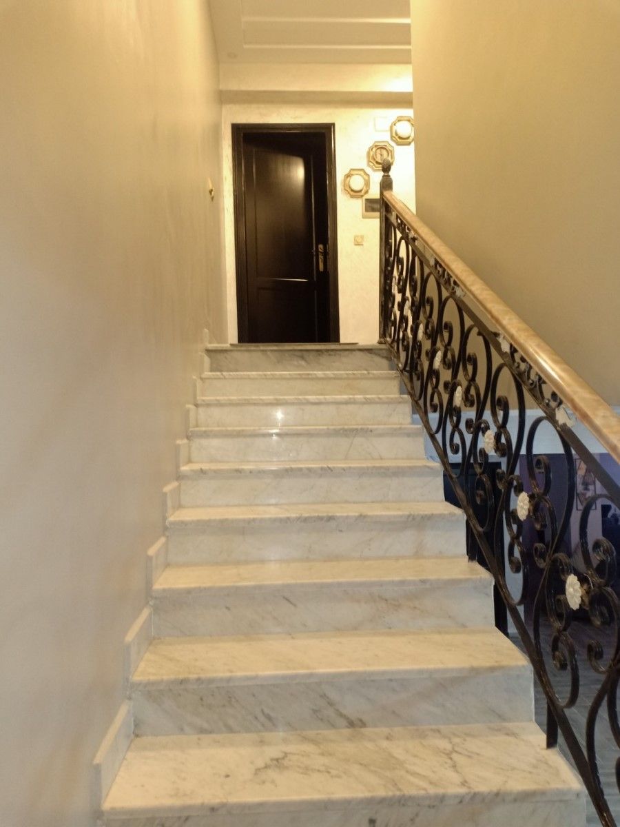 Agence immobilière vend à Ouled Fayet (Résidence Saba) un F4 — 9